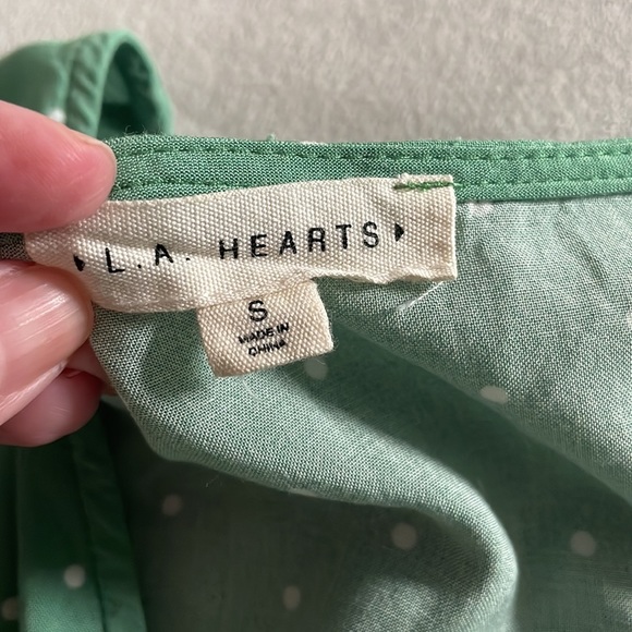 Green & White Polka Dot V-Neck Dress with Drawstring Waist - Picture 7 of 8